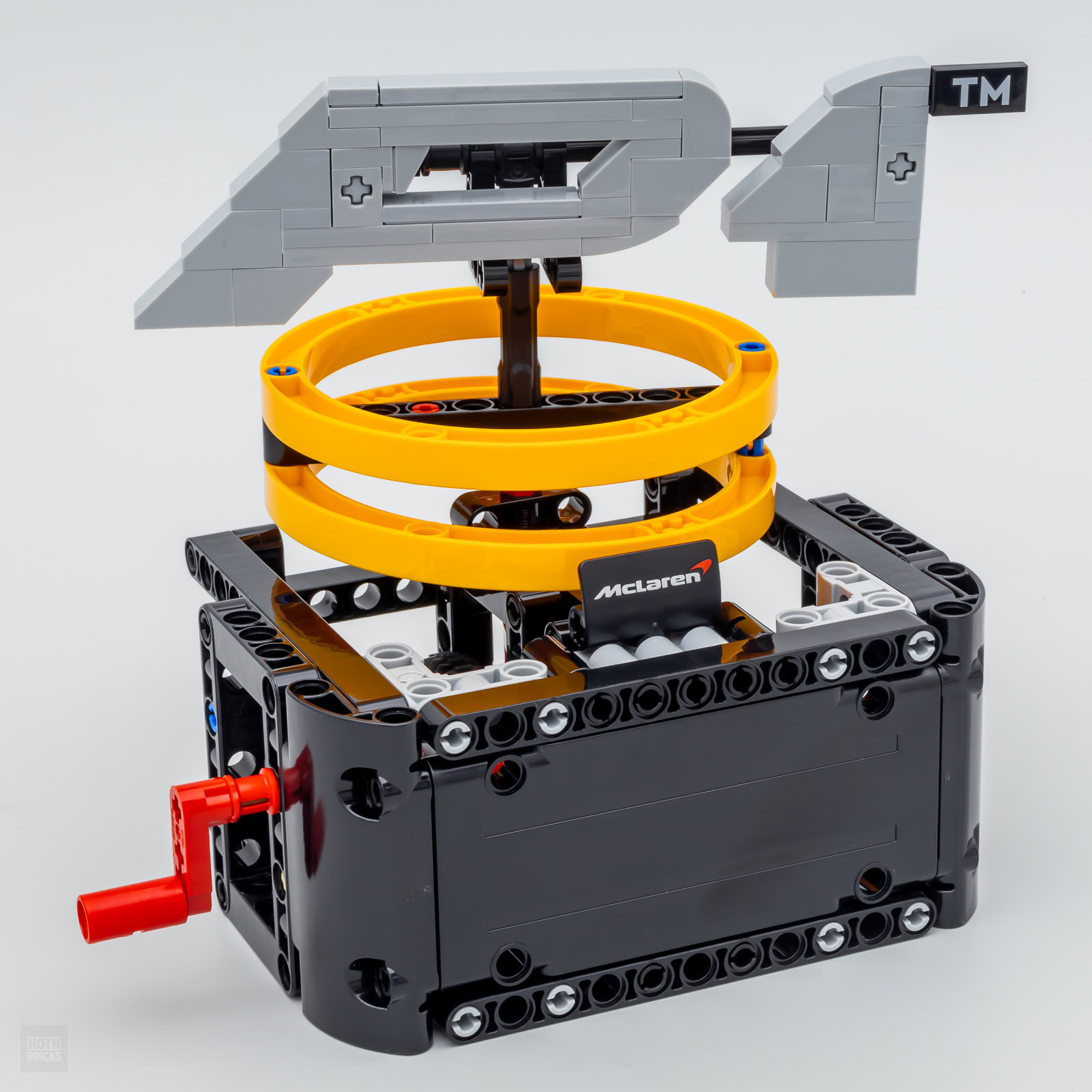5008946-lego-technic-mclaren-
